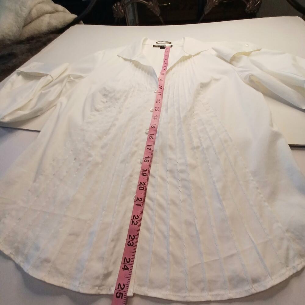 Lafayette 148 Pintuck Button Down Tuxedo Blouse Women's Sz 10 White - Picture 10 of 11